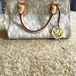 SOLD!Michael Kors handbag
